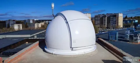 В новой школе появилась собственная роботизированная обсерватория